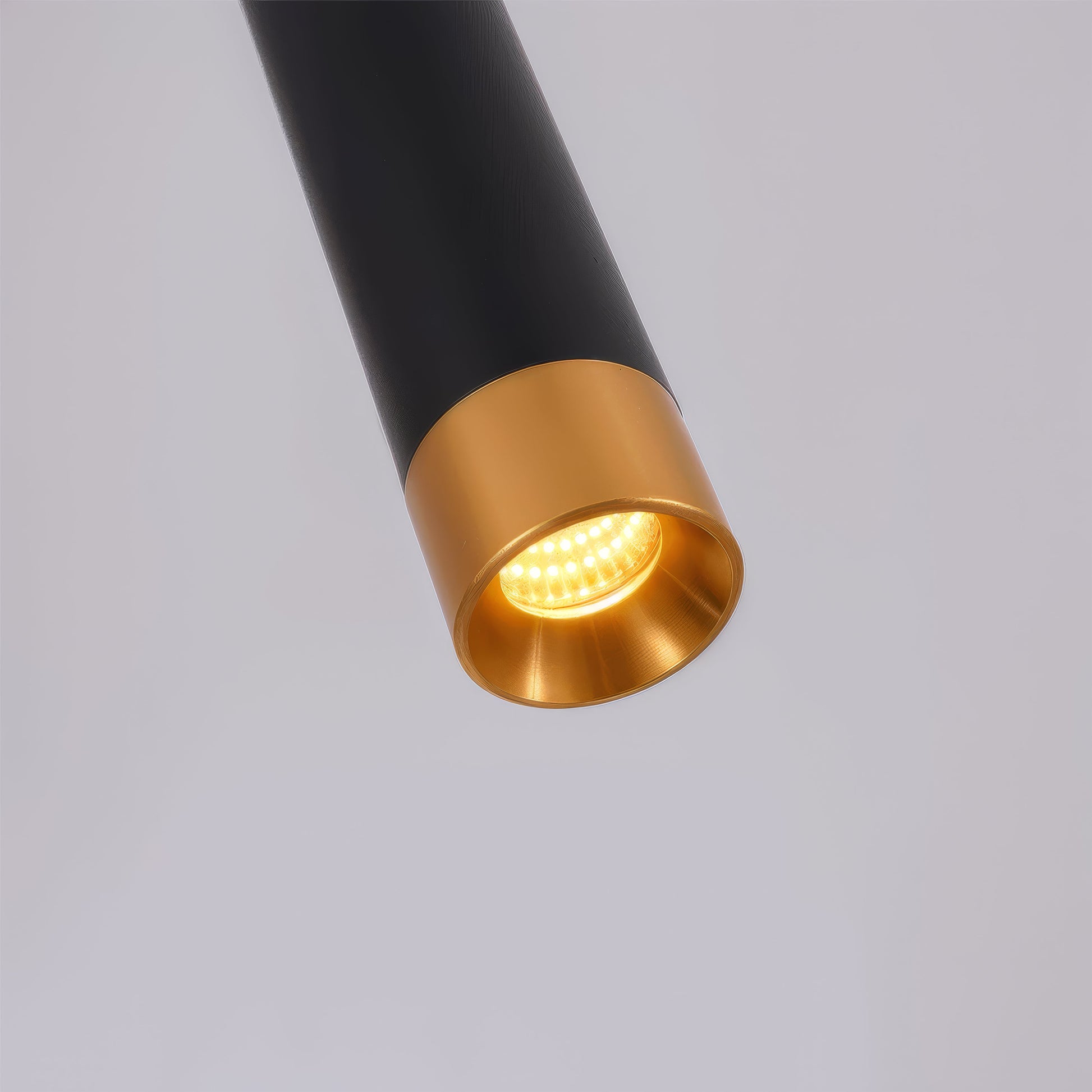 Lustra LED suspendata cu telecomanda DAMARA 44W, lumina Rece/Calda/Neutra, Dimabila, Negru, Inaltime Reglabila Lustre LED cu Telecomanda Default Title Alessandro Design