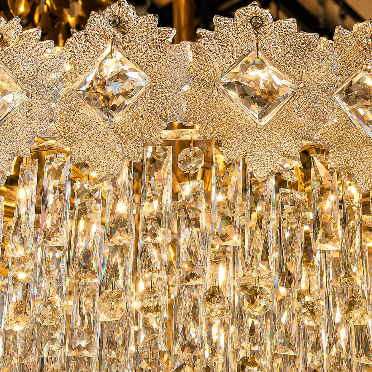 Candelabru Cristal FLEUR Supremo 14xE14, Dimensiune 100x35 cm, Inaltime 35 cm, Auriu Lucios, Inaltime Reglabila, Design Elegant