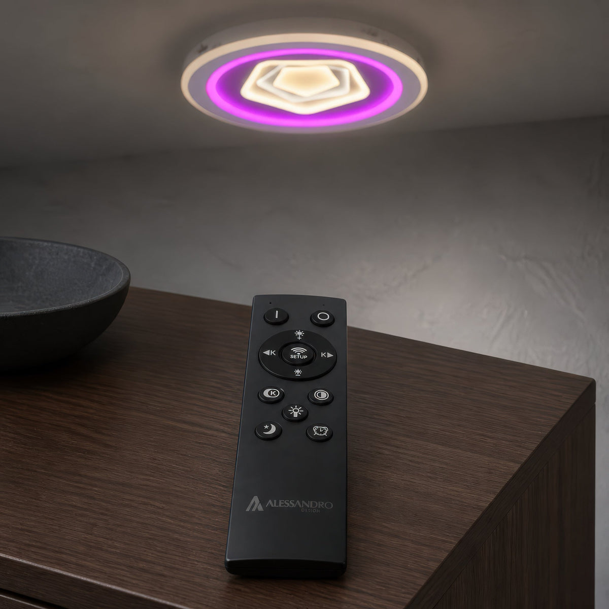 LT192RGB — LT192RGB - 2. REMOTE SHOW.jpg