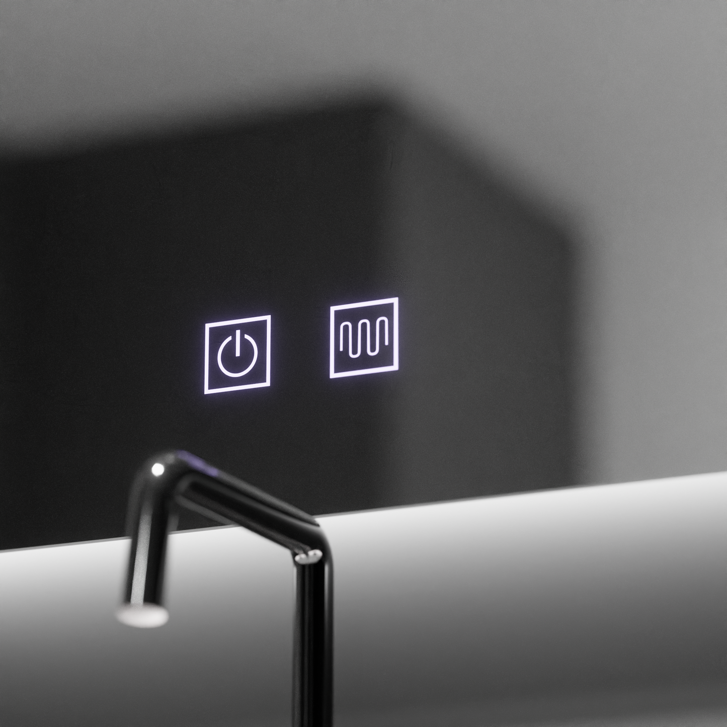 Oglinda LED Semiluna, 60x54,  Soluna Touch, Sistem Dezaburire, Dimabila