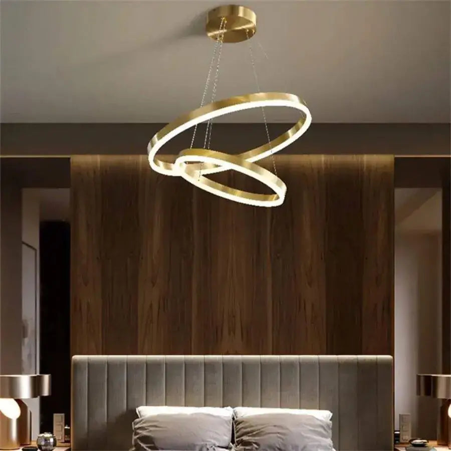 Lustra LED suspendata cu telecomanda AZARIAH 112W, 2 Cercuri, lumina Rece/Calda/Neutra, Dimabila, Auriu Lucios, Inaltime Reglabila